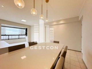 Apartamento com aproximadamente 100m², 3 Quartos sendo 1 Suíte, 2 vagas!