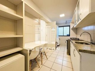 Apartamento com aproximadamente 100m², 3 Quartos sendo 1 Suíte, 2 vagas!