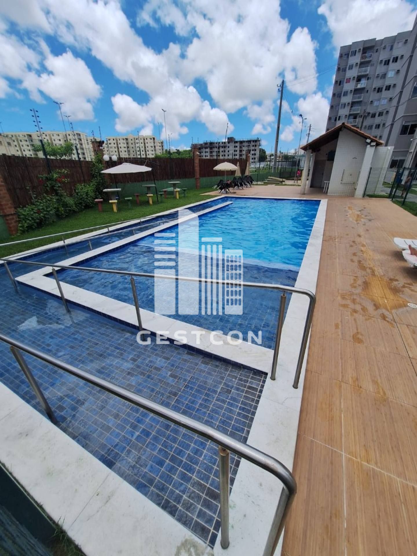 Alugo apto Aurora do Parque- Centro de Paulista- 3 Quartos