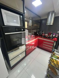 Linda Casa 4 Quartos com Suíte e Closet | Espaço Gourmet e 3 Vagas