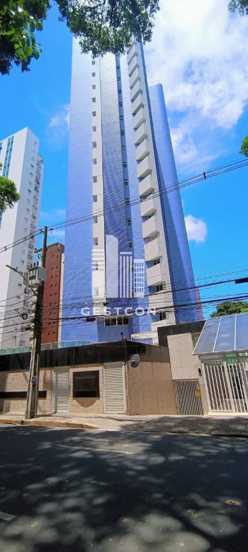 Espinheiro Residence – 4 Quartos, Varanda, 2 Vagas e Lazer Completo