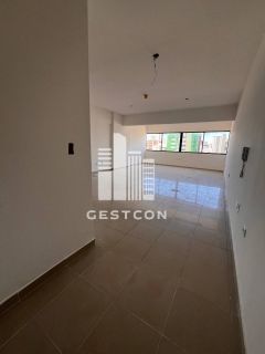 Salas Comerciais, Aproximadamente 50m2, estacionamento Rotativo!