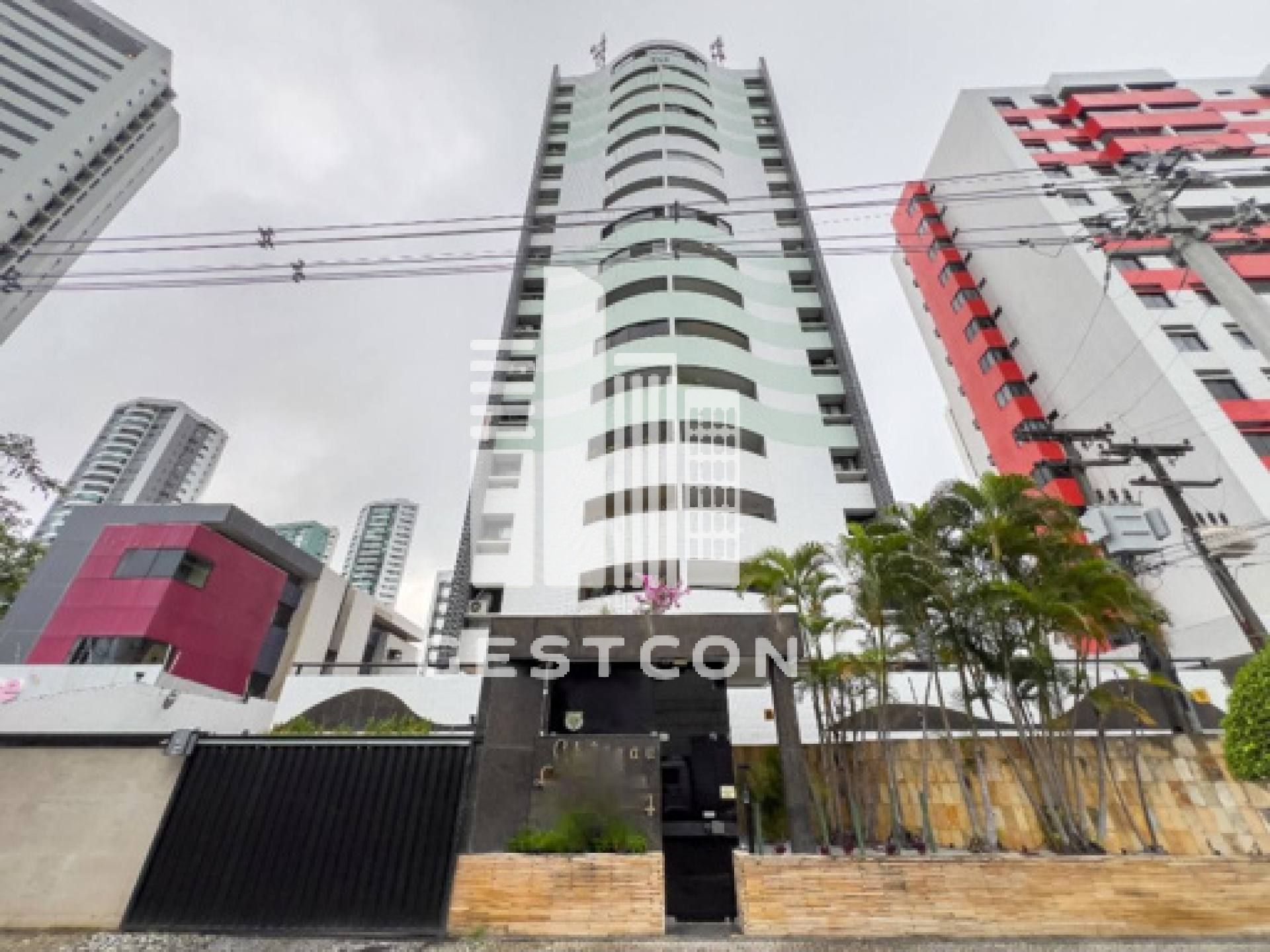 Apartamento com aproximadamente 100m2, 3 Quartos sendo 1 Suíte, 2 Vagas