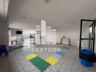 Apartamento com aproximadamente 100m2, 3 Quartos sendo 1 Suíte, 2 Vagas