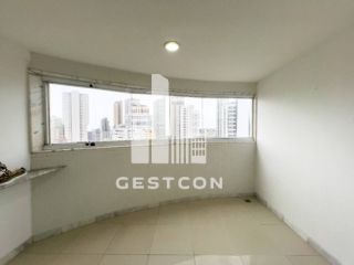 Apartamento com aproximadamente 100m2, 3 Quartos sendo 1 Suíte, 2 Vagas
