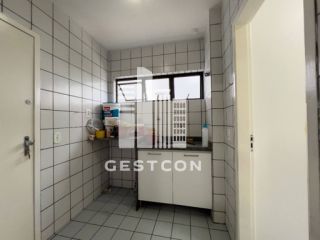 Apartamento com aproximadamente 100m2, 3 Quartos sendo 1 Suíte, 2 Vagas