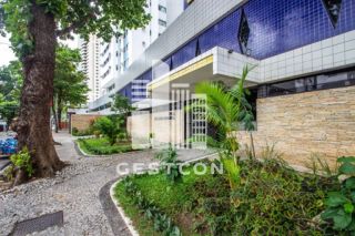 Apartamento com aproximadamente 120m2, 4 Quartos sendo 2 Suítes, 2 Vagas!