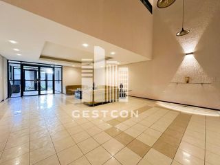 Apartamento com aproximadamente 120m2, 4 Quartos sendo 2 Suítes, 2 Vagas!