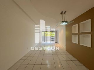 Apartamento com aproximadamente 120m2, 4 Quartos sendo 2 Suítes, 2 Vagas!