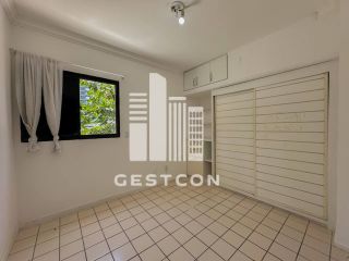 Apartamento com aproximadamente 120m2, 4 Quartos sendo 2 Suítes, 2 Vagas!