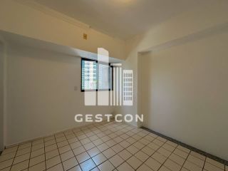 Apartamento com aproximadamente 120m2, 4 Quartos sendo 2 Suítes, 2 Vagas!