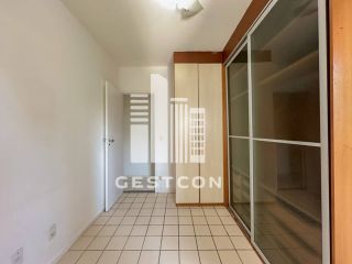 Apartamento com aproximadamente 120m2, 4 Quartos sendo 2 Suítes, 2 Vagas!