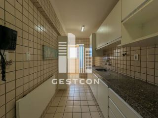 Apartamento com aproximadamente 120m2, 4 Quartos sendo 2 Suítes, 2 Vagas!