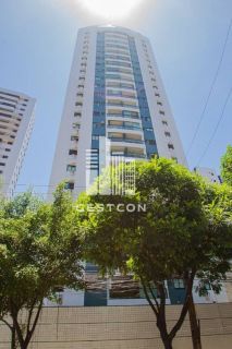 Apartamento com aproximadamente 100m2, 3 Quartos sendo 1 Suíte, 2 Vagas!