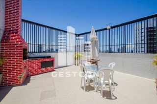 Apartamento com aproximadamente 100m2, 3 Quartos sendo 1 Suíte, 2 Vagas!