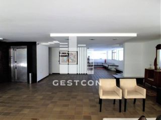 Apartamento com aproximadamente 170m2, 3 Quartos sendo 1 Suíte, 1 vaga!