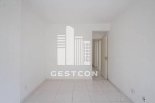 Apartamento com aproximadamente 170m2, 3 Quartos sendo 1 Suíte, 1 vaga!