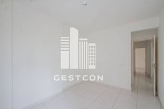 Apartamento com aproximadamente 170m2, 3 Quartos sendo 1 Suíte, 1 vaga!