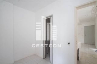 Apartamento com aproximadamente 170m2, 3 Quartos sendo 1 Suíte, 1 vaga!