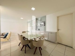 Apartamento com aproximadamente 155m2, 4 Quartos sendo 3 Suítes, 2 Vagas!