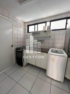Apartamento com aproximadamente 60m2, 2 Quartos sendo 1 Suíte, 1 vaga!