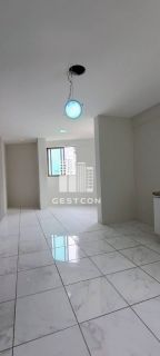 Apartamento com 2 Quartos, portaria 24 horas, 1 vaga de garagem!