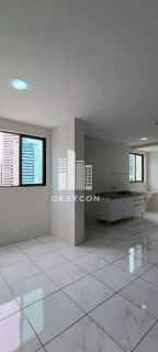 Apartamento com 2 Quartos, portaria 24 horas, 1 vaga de garagem!