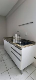 Apartamento com 2 Quartos, portaria 24 horas, 1 vaga de garagem!