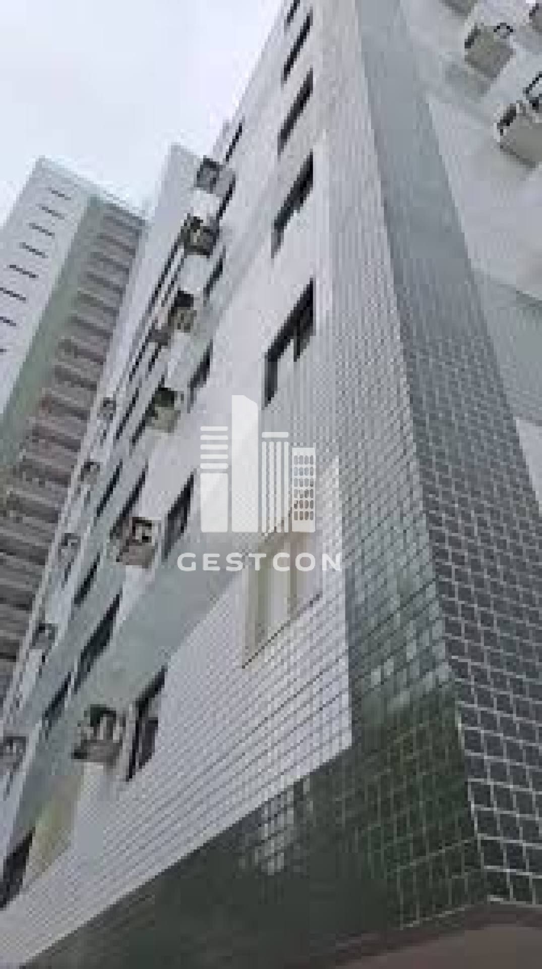 Apartamento com aproximadamente 70m², 3 Quartos sendo 1 Suíte, 2 vagas!