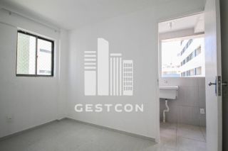 Apartamento com aproximadamente 70m², 3 Quartos sendo 1 Suíte, 2 vagas!