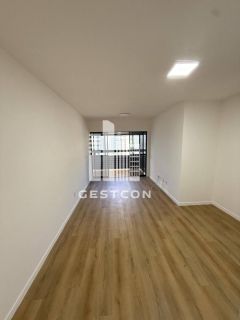 Apartamento 97m², 3 Quartos sendo 1 Suíte, 2 Vagas, Dep. Completa!