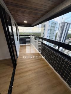 Apartamento 97m², 3 Quartos sendo 1 Suíte, 2 Vagas, Dep. Completa!