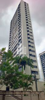 Apartamento com 135m², 4 Quartos sendo 2 Suítes, Dep Completa e 2 Vagas