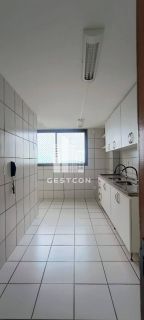 Apartamento com 135m², 4 Quartos sendo 2 Suítes, Dep Completa e 2 Vagas