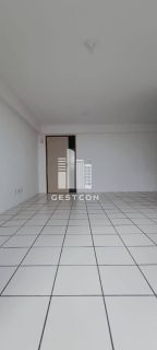 Apartamento com 135m², 4 Quartos sendo 2 Suítes, Dep Completa e 2 Vagas
