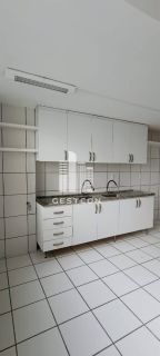 Apartamento com 135m², 4 Quartos sendo 2 Suítes, Dep Completa e 2 Vagas
