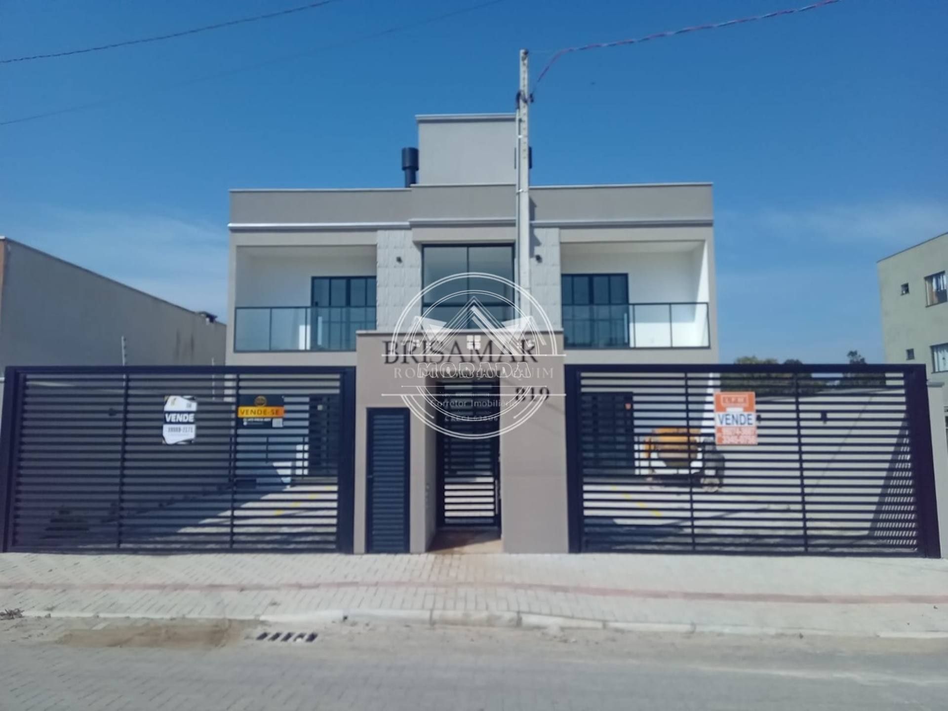 Apartamento Para Vender com 3 quartos 1 suítes no bairro Itacolomi em Balneário Piçarras