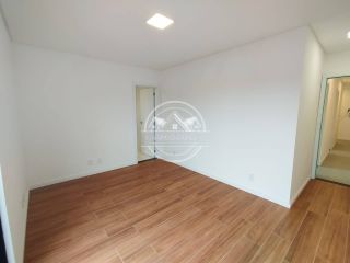 Apartamento Para Vender com 3 quartos 1 suítes no bairro Itacolomi em Balneário Piçarras