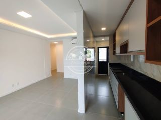 Apartamento Para Vender com 3 quartos 1 suítes no bairro Itacolomi em Balneário Piçarras