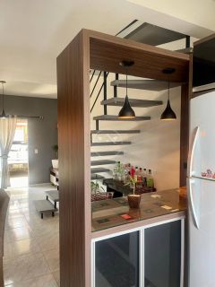 Sobrado Mobiliado com 2 suítes no bairro Itacolomi em Balneário Piçarras