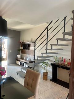 Sobrado Mobiliado com 2 suítes no bairro Itacolomi em Balneário Piçarras