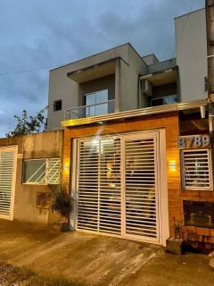 Sobrado Mobiliado com 2 suítes no bairro Itacolomi em Balneário Piçarras