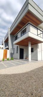 Sobrado Para Vender com 3 quartos 1 suítes no bairro Itajuba em Barra Velha