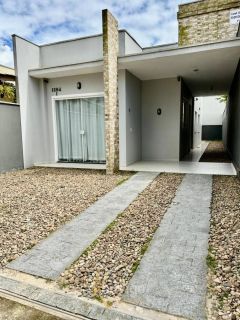 Casa semi-mobiliada com 1 suíte + 2 quartos