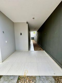 Casa semi-mobiliada com 1 suíte + 2 quartos