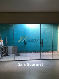 Exelente casa 3/4 uma suite e Área Gourmet