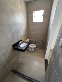 EXELENTE CASA FORA DE CONDOMINIO, CASA NOVA 3/4 DE ESQUINA