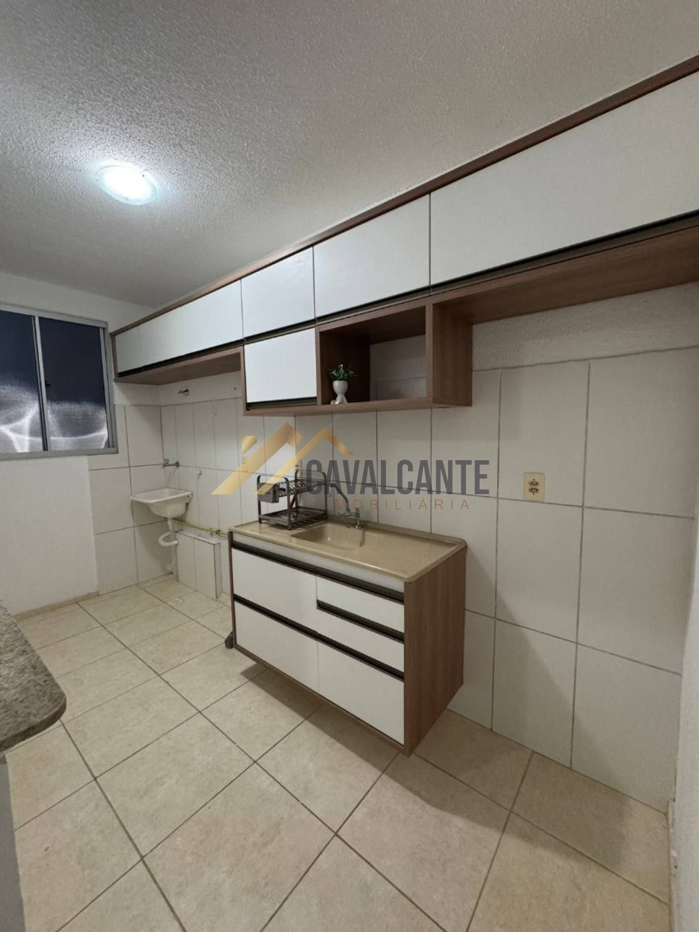 Apartamento Para Alugar com 2 quartos no bairro Lagoa Salgada