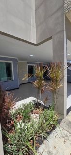 CASA À VENDA NO CONDOMÍNIO AZUL VILLE