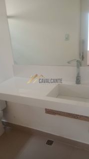 EXELENTE CASA REFORMADA 3/4 UMA SUITE NA MELHOR LOCALIZAÇÃO DO SIM